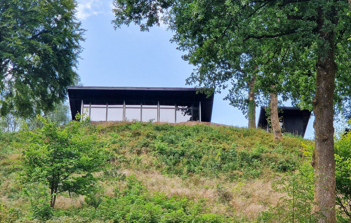 Summer house on the hill 